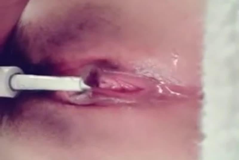 學生妹自拍摳穴自慰居然會潮吹真行先來怒尻一波 學生妹自拍摳穴自慰居然會潮吹真行先來怒尻一波