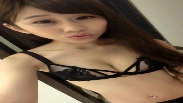 內衣少女  內衣少女