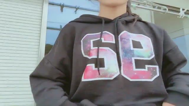 馬尾妹陽台大膽露奶自拍1 馬尾妹陽台大膽露奶自拍1