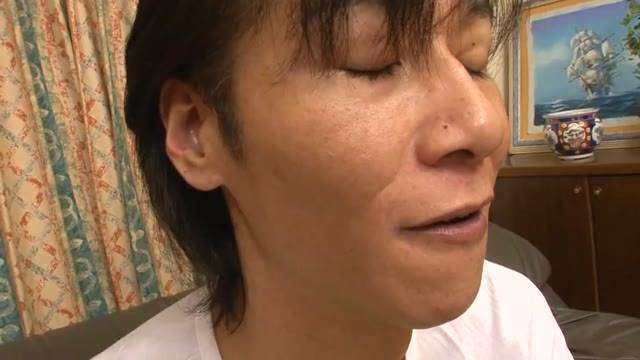 穴穴 AV  穴穴 AV