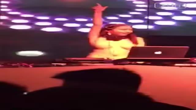 女DJ也High了  女DJ也High了