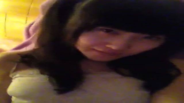 美女露奶自拍  美女露奶自拍