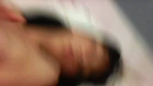 亲妹妹自慰给我看看 (Part 2)  亲妹妹自慰给我看看 (Part 2)