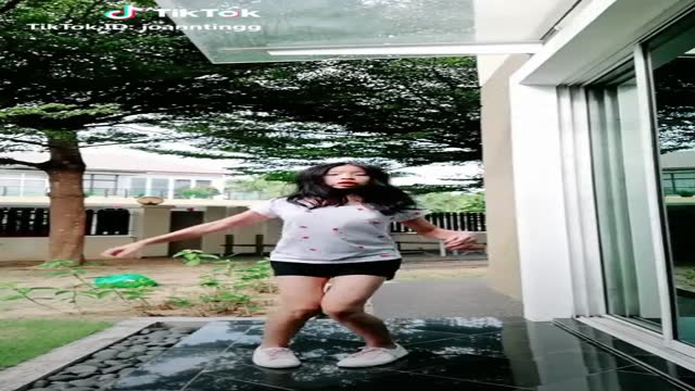 假抖音真抖奶 假抖音真抖奶