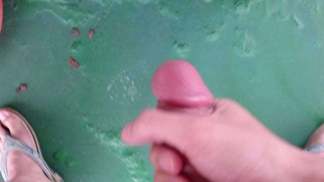 拍完照片錄射精  拍完照片錄射精