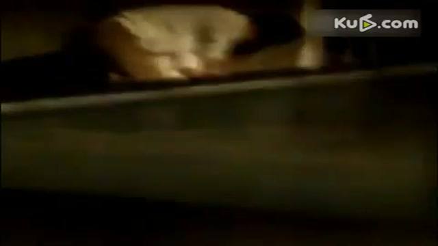 中國情侶當街互毆  中國情侶當街互毆