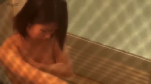 偷拍女生宿舍洗澡-2  偷拍女生宿舍洗澡-2