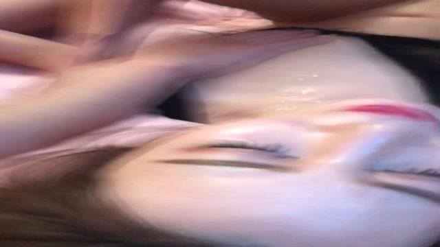 网红张一彤  网红张一彤