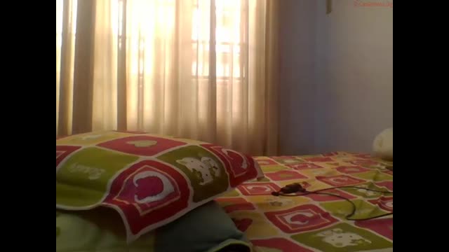 紅髮妹妹拍到飢渴難耐找東西填滿小穴!!(1)  紅髮妹妹拍到飢渴難耐找東西填滿小穴!!(1)