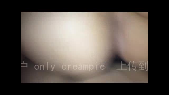 后入悄悄摘套,半外射半内射(1分钟手势验证)  后入悄悄摘套,半外射半内射(1分钟手势验证)