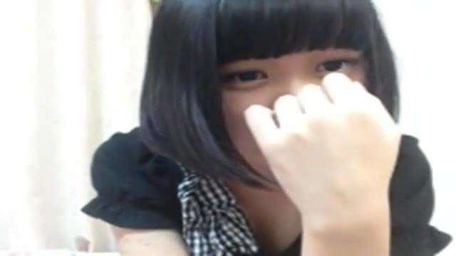 超級可愛短髮妹妹脫下内褲  超級可愛短髮妹妹脫下内褲