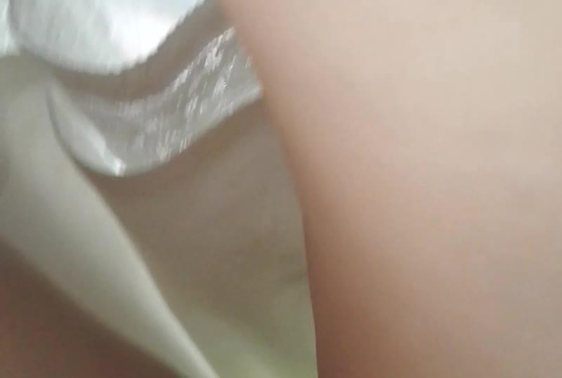 Mainland metamorphosis male tracking sneak shot beautiful legs sister's underwear really want to go to the bathroom Mainland metamorphosis male tracking sneak shot beautiful legs sister's underwear really want to go to the bathroom