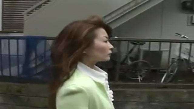 美麗日本人妻的性需  美麗日本人妻的性需