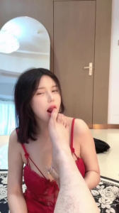 母狗，把聊舔幹淨