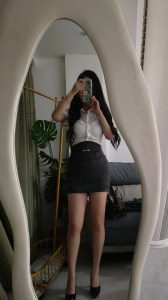 禦姐剛下班就穿工作服出來約會