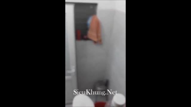 超大奶大胸巨乳洗澡偷拍  超大奶大胸巨乳洗澡偷拍