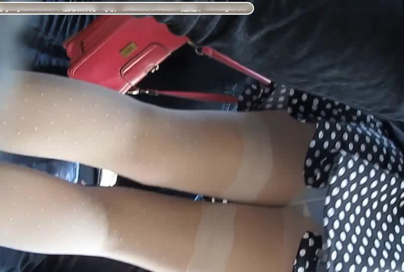 The mainland metamorphosis man trails the cute beautiful legs, the sister is taking the opportunity to take a video of the sneak panties The mainland metamorphosis man trails the cute beautiful legs, the sister is taking the opportunity to take a video of the sneak panties