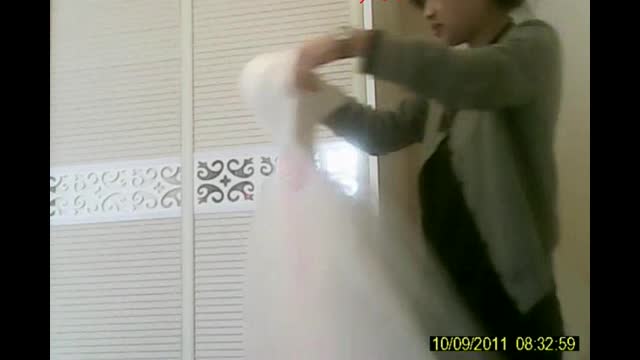 Couples want to fire, no matter how much the child sleeps on the floor next to the dry Couples want to fire, no matter how much the child sleeps on the floor next to the dry