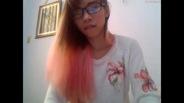 紅髮妹妹拍到飢渴難耐找東西填滿小穴!!(2)  紅髮妹妹拍到飢渴難耐找東西填滿小穴!!(2)