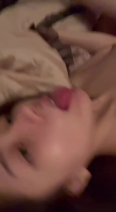 北京約學院派學生顔射吞精，無套内切真實蜜桃臀。同城資源！