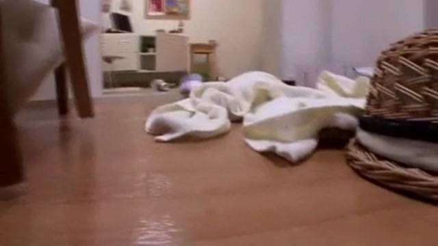 人妻被外鎖裸體  人妻被外鎖裸體