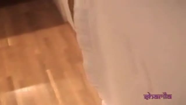 (真實偷拍)3名班上女同學飯店浴室偷拍更衣洗澡  (真實偷拍)3名班上女同學飯店浴室偷拍更衣洗澡