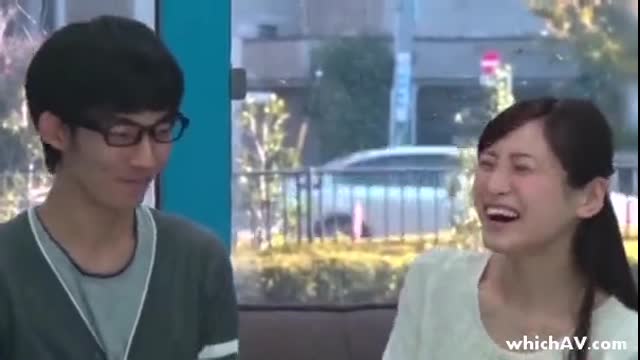 【18 】22歲的護士處女第一次是有點尷尬的 【18 】22歲的護士處女第一次是有點尷尬的