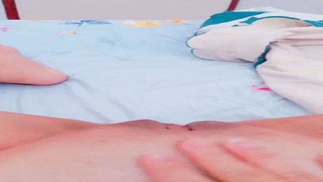 马来少妇自慰4  马来少妇自慰4