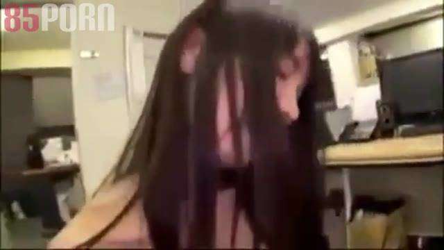 跟清純女網友一夜情  跟清純女網友一夜情