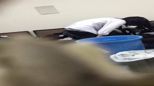 日本高中生脫衣 日本高中生脫衣