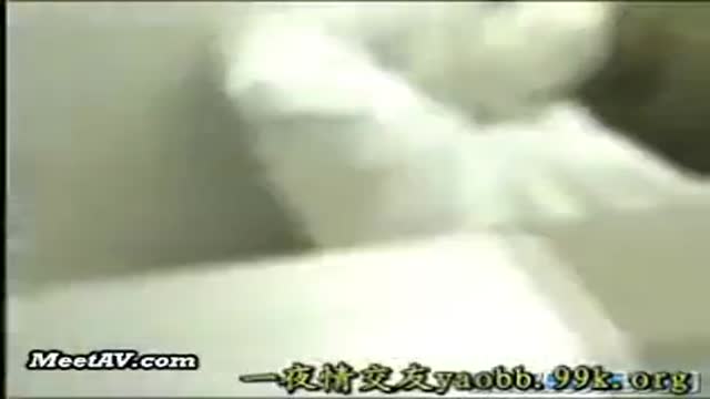 跟蹤偷拍真實廁所強姦  跟蹤偷拍真實廁所強姦