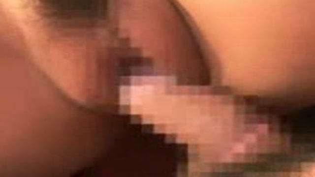 弱女子被6猛男强奸  弱女子被6猛男强奸