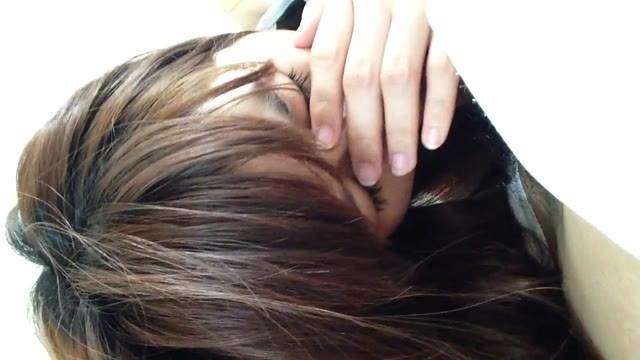 害羞的女友帮我口交  害羞的女友帮我口交