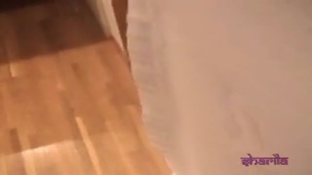 (真實偷拍)3名班上女同學飯店浴室偷拍更衣洗澡  (真實偷拍)3名班上女同學飯店浴室偷拍更衣洗澡