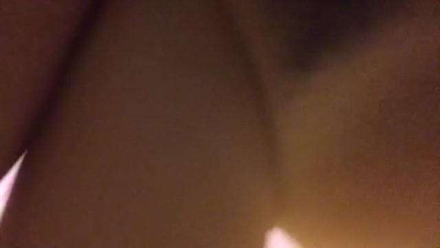 中學生宿舍做愛,手機掉了自拍片流出  中學生宿舍做愛,手機掉了自拍片流出