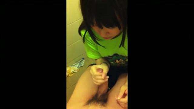 女友替高富帥口交  女友替高富帥口交