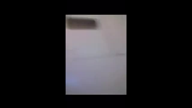 歐洲正妹坐飛機時性慾難耐跑去洗手間裡自慰自拍摳穴 歐洲正妹坐飛機時性慾難耐跑去洗手間裡自慰自拍摳穴