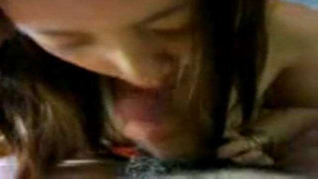 美乳女友在家無套做愛叫聲讓人秒射  美乳女友在家無套做愛叫聲讓人秒射