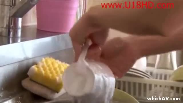 甜美人妻大E奶,被丈夫的弟弟強暴 - 成人情色視頻  甜美人妻大E奶,被丈夫的弟弟強暴 - 成人情色視頻