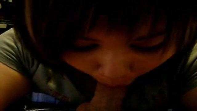 肉肉女友口交自拍  肉肉女友口交自拍
