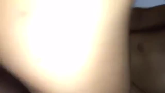 大陸人妻為左錢去俾人屌,仲射曬係個西上面  大陸人妻為左錢去俾人屌,仲射曬係個西上面