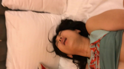 救命啊！這就是人妻跟男閨蜜喝酒的下場可惜了雞雞好小