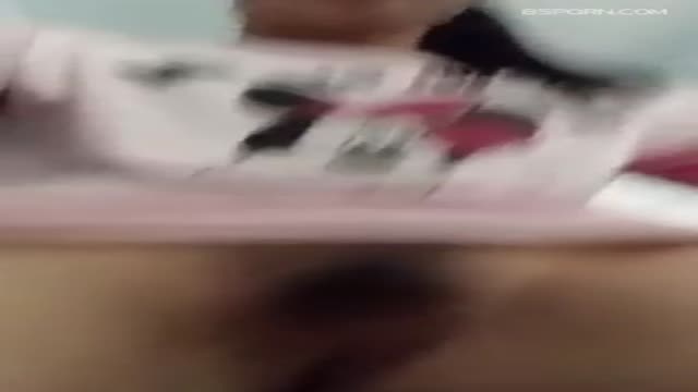 台灣氣質眼鏡妹手淫自拍  台灣氣質眼鏡妹手淫自拍